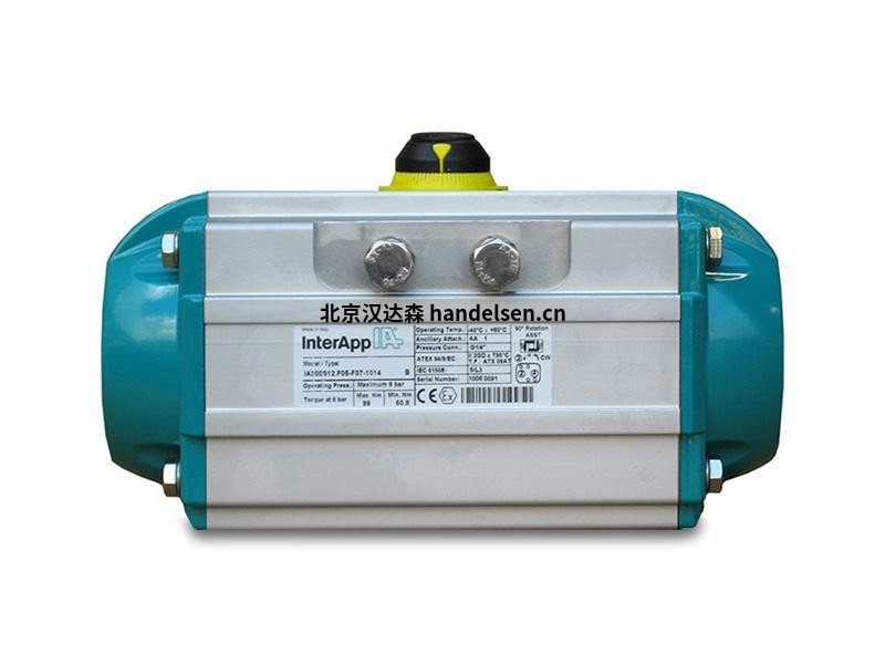 src=http://www.e3-fitness.com/skin/m03skinBlue/image/nopic.gif
